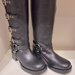 STEVE MADDEN “ROCKY” BLACK LEATHER TALL BOOT. SIZE 7.0 BRAND NEW.